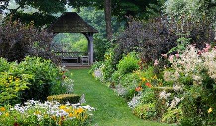 nantucket-garden-web